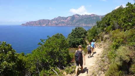 Randonnée dans le golf de Girolata en Corse