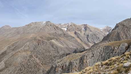 Vue des monts Taurus depuis le plateau d'Alaca