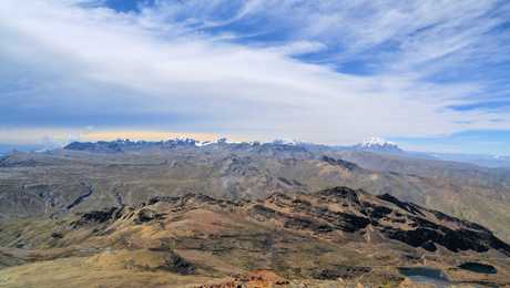 vue sur Huayna Potosí, montagne de la Cordillère Royale en Bolivie