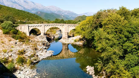 Vue sur les Gorges du Tavignano, Haute Corse © Mor65_Mauro Piccardi Adobe Vue sur les Gorges du Tavignano, Haute Corse