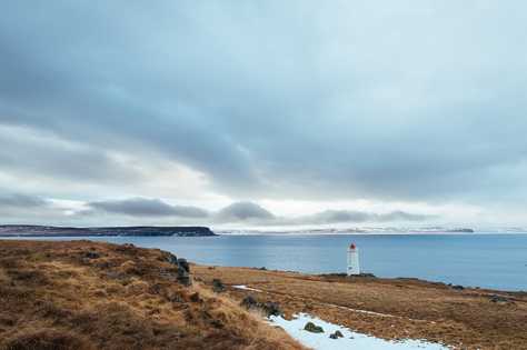 Phare en bord de mer, Islande