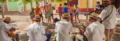 Danser la salsa dans les rues de Trinidad