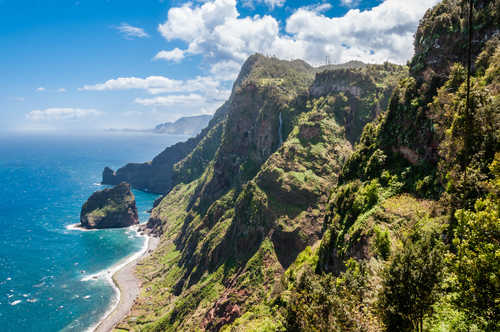 Entre mer et montagne au nord de Faial, Madère