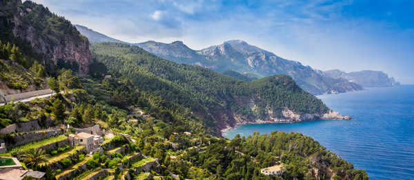 Côte île méditerranéenne dans les Baléares