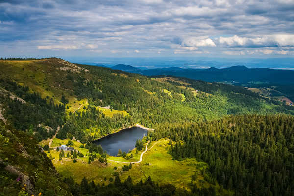 Lac des truites dans les Vosges, France