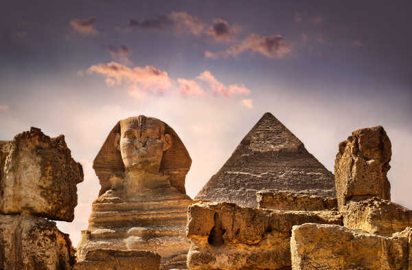 Les pyramides du Caire avec Sphinx , Egypte