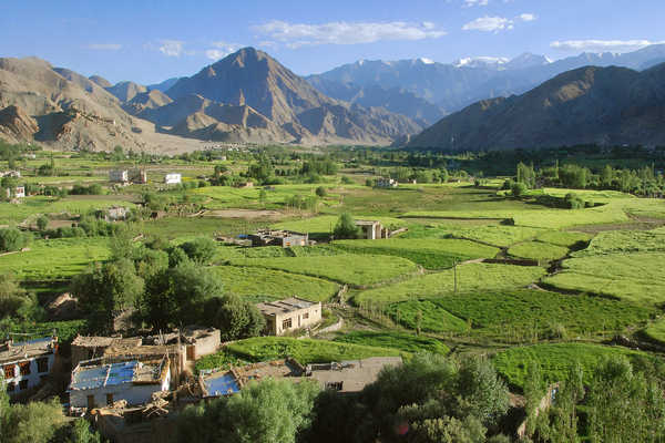 Paysages de la vallée de l'Indus en Inde Himalayenne