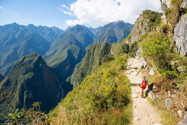 Randonneuse sur le Chemin de l'Inca, au Pérou