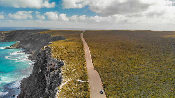 Route longeant la côte à Kangaroo Island en Australie