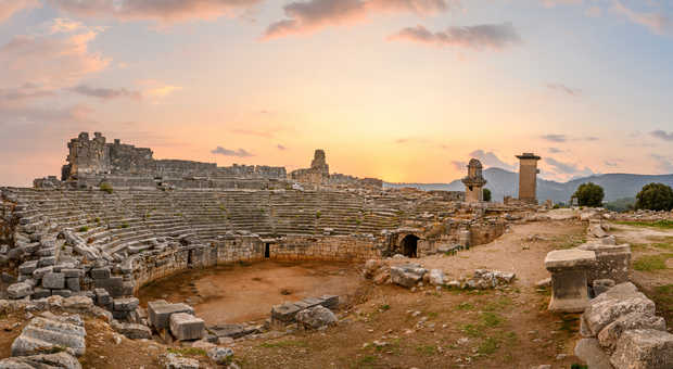 Ancienne cité grecque en ruine  proche d'Antalya