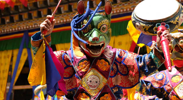 Festival de danse des masques du Bhoutan, à Tsechu à Paro Dzong monastère de Rinpung Dzong