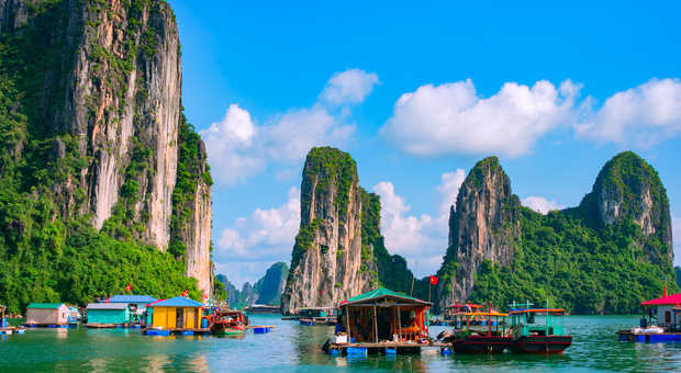 La Baie d Halong au Vietnam