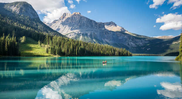 Lac Emerald dans le parc national de Yoho au Canada
