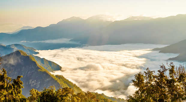 Lever de soleil sur le parc national de Alishan