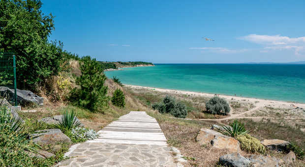 Plage sur les cotes de la Mer Noire lors d'un autotour