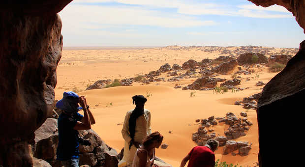 Randonnée dans les dunes de l'Erg Ouarane en Mauritanie