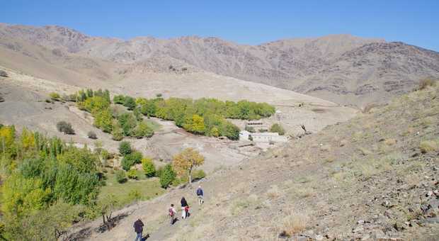 Village hayat montagnes ouzbekistan