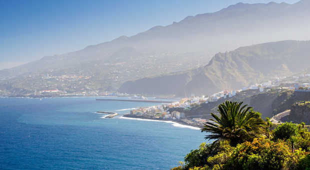 Vue depuis l'île de La Palma aux Canaries