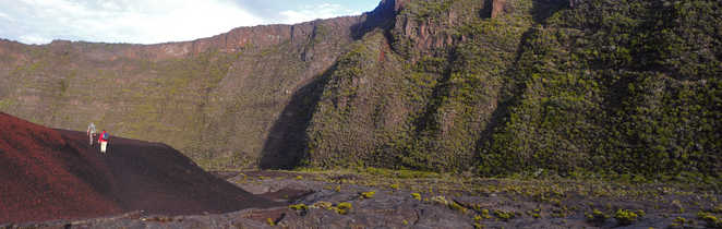 Descente vers les Galets et l'Océan indien, la Fournaise, la Réunion
