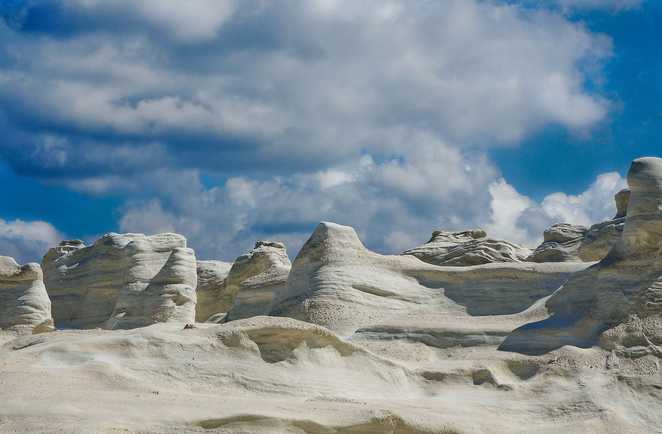 calcaire blanc de Milos, Cyclades
