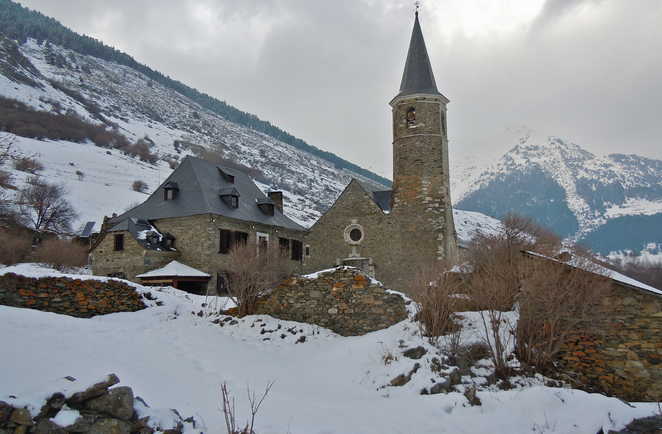 Le refuge de Montgarri sous la neige, Pyrénées