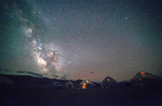 Nuit étoilée kirghizie