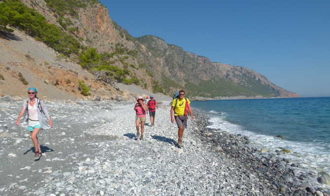 Voyage à pied : La Crète occidentale : randonnées et baignades entre criques, gorges et sentiers côtiers