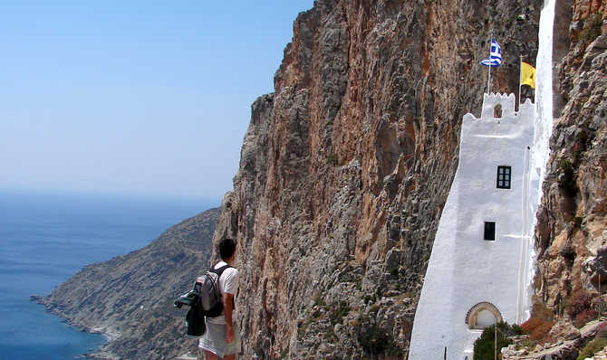 Voyage à pied : Kaléidoscope des Cyclades : Naxos, Amorgos, Paros et Santorin !