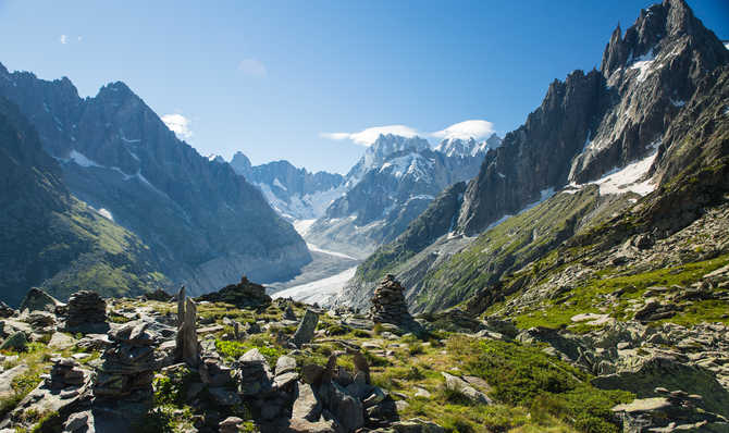 Voyage à pied : Randonnées découverte des Alpes du nord