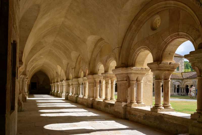 Abbaye de Fontenay © France A Velo