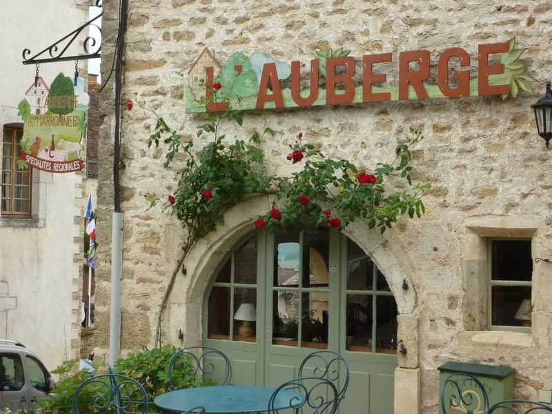 L'auberge à Châteauneuf © France A Velo