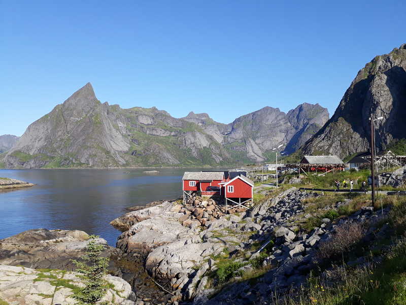 Maisons rouges de Norvège du Nord © Marine Dégatier