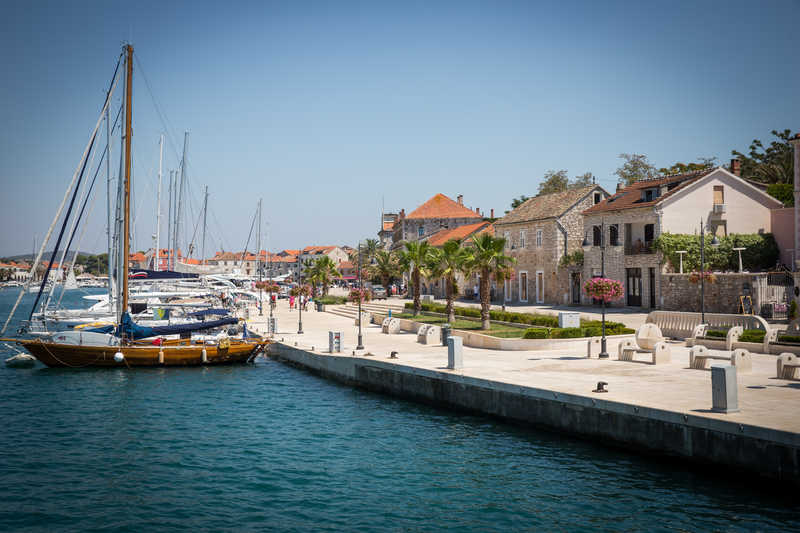 Port de Stari Grad © Intrepid Travel