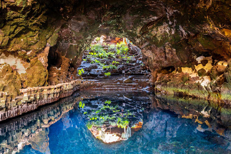 Tunnel volcanique, Jameos del Agua, Lanzarote, Canaries