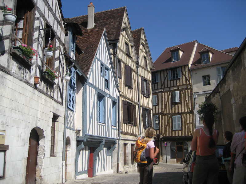 Visite à Auxerre © France A Velo