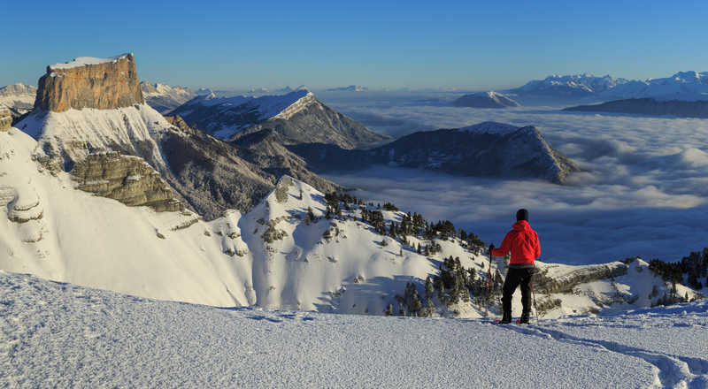 Vue Mont Aiguille dans le Vercors en hiver © Van Der Werf Sander
